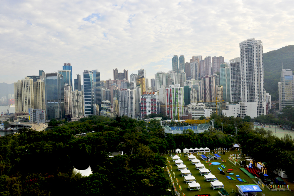 清晨的维多利亚港湾.jpg